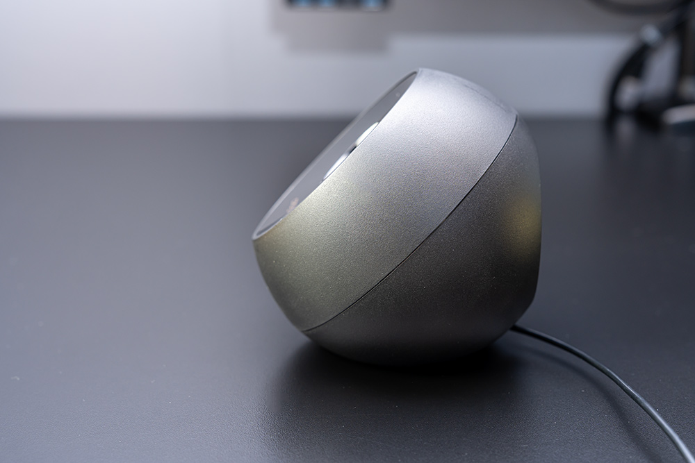 PCスピーカー Creative Pebble SP-PBL-BK レビュー クリエイティブペブル 横から見た