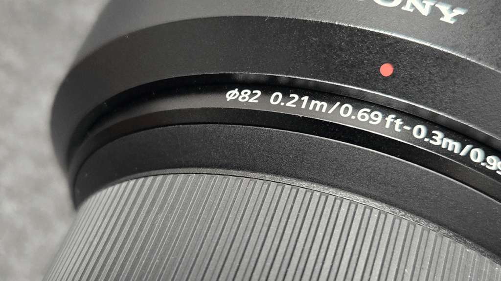 SONY FE24-70 F2.8のレンズ口径確認場所 82mm
