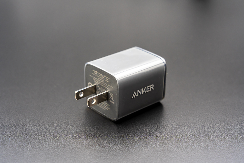 ANKER アンカー 523 スマホ 充電器 本体画像 裏