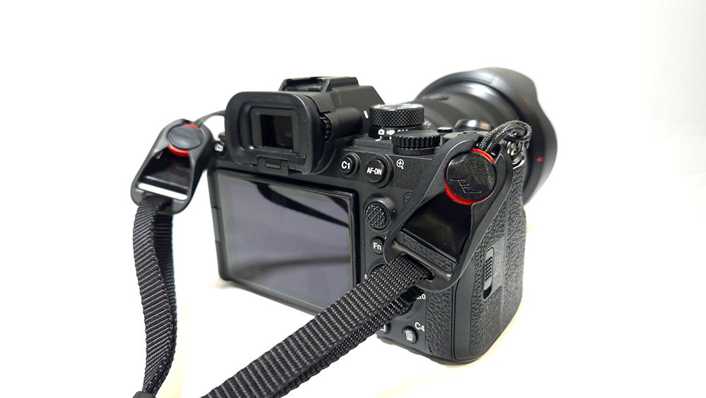 peak design anchor links ピークデザイン アンカーリンクス カメラ 取付画像