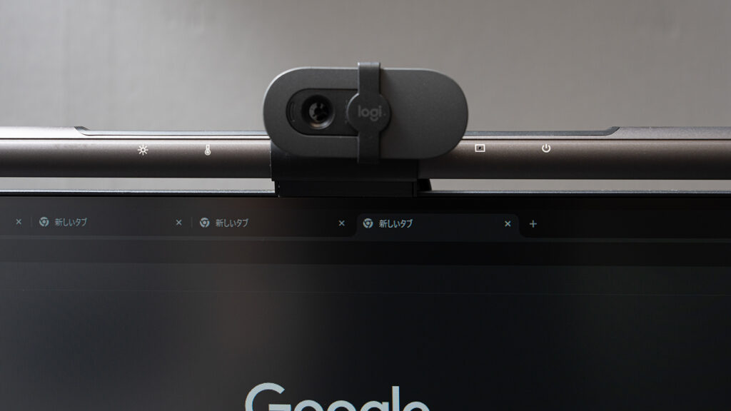 Logicool webカメラ Brio100 設置イメージ