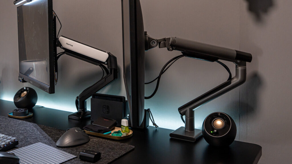 モニターアーム NearHub MS-001 | iggy DA112 使用イメージ画像