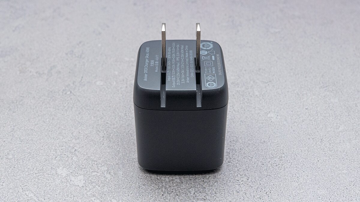 ANKER 313 charger 収納式プラグが超便利