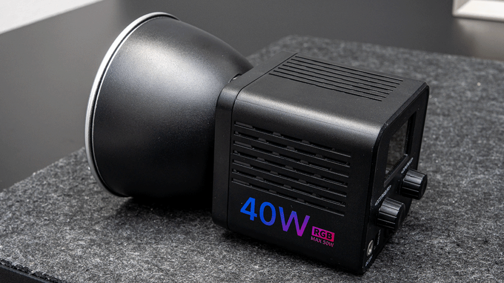 Ulanzi ウランジ ポータブルビデオライト L024 本体イメージ