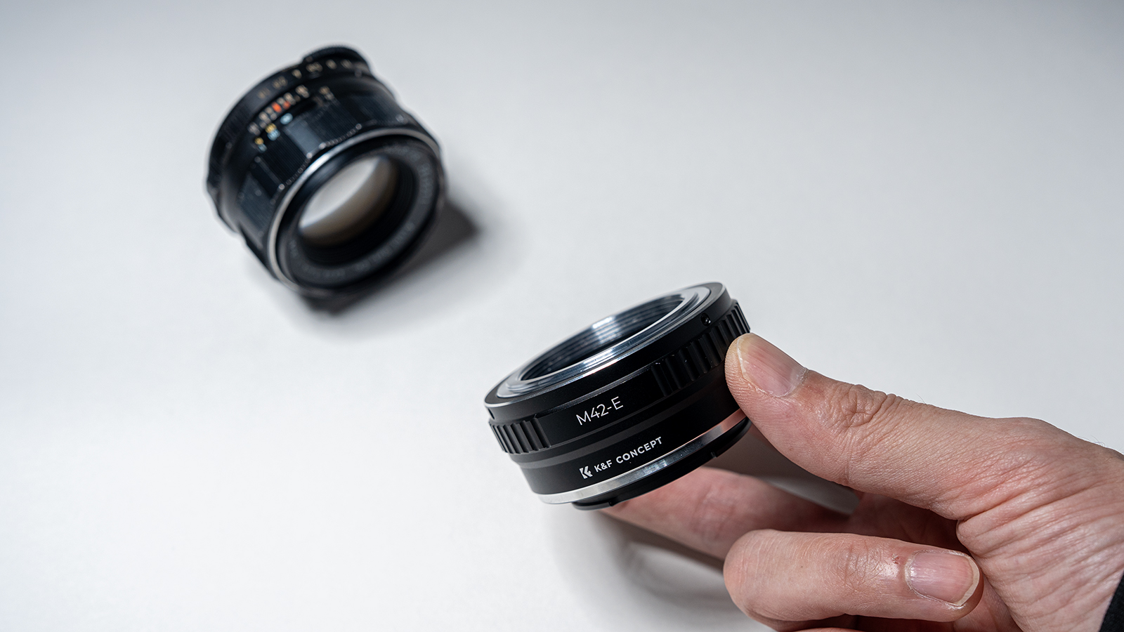 ASAHI PENTAX Super Takumar 55mm F1.8 オールドレンズをsony a7IVに付けるためにほしいK&F conceptのレンズアダプター