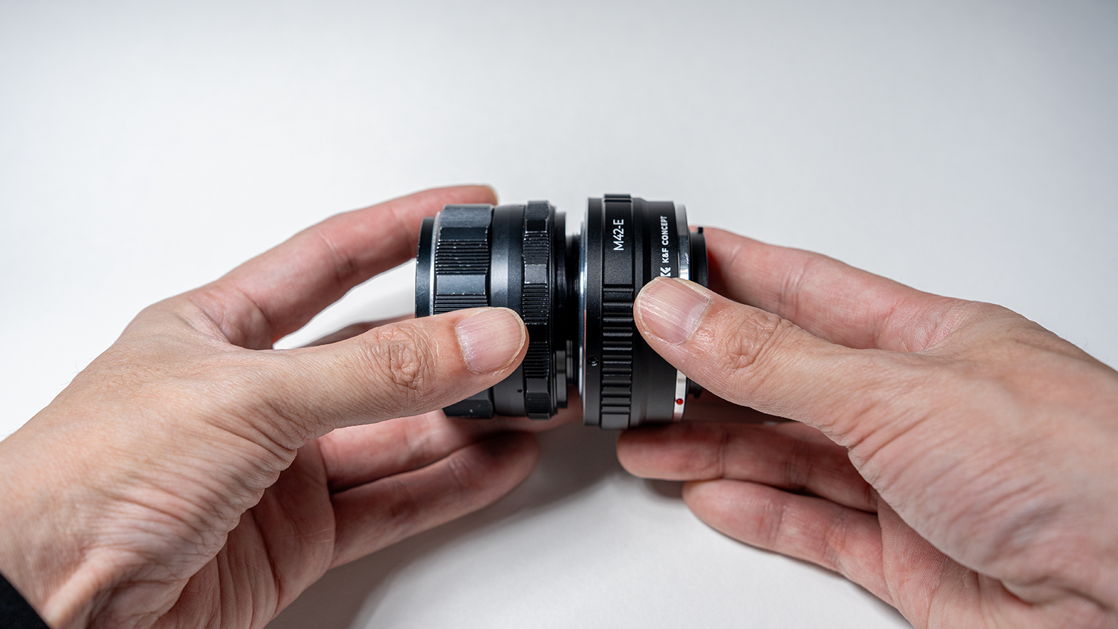 ASAHI PENTAX Super Takumar 55mm F1.8 オールドレンズをsony a7IVに付けるためにほしいK&F conceptのレンズアダプター 取付方法