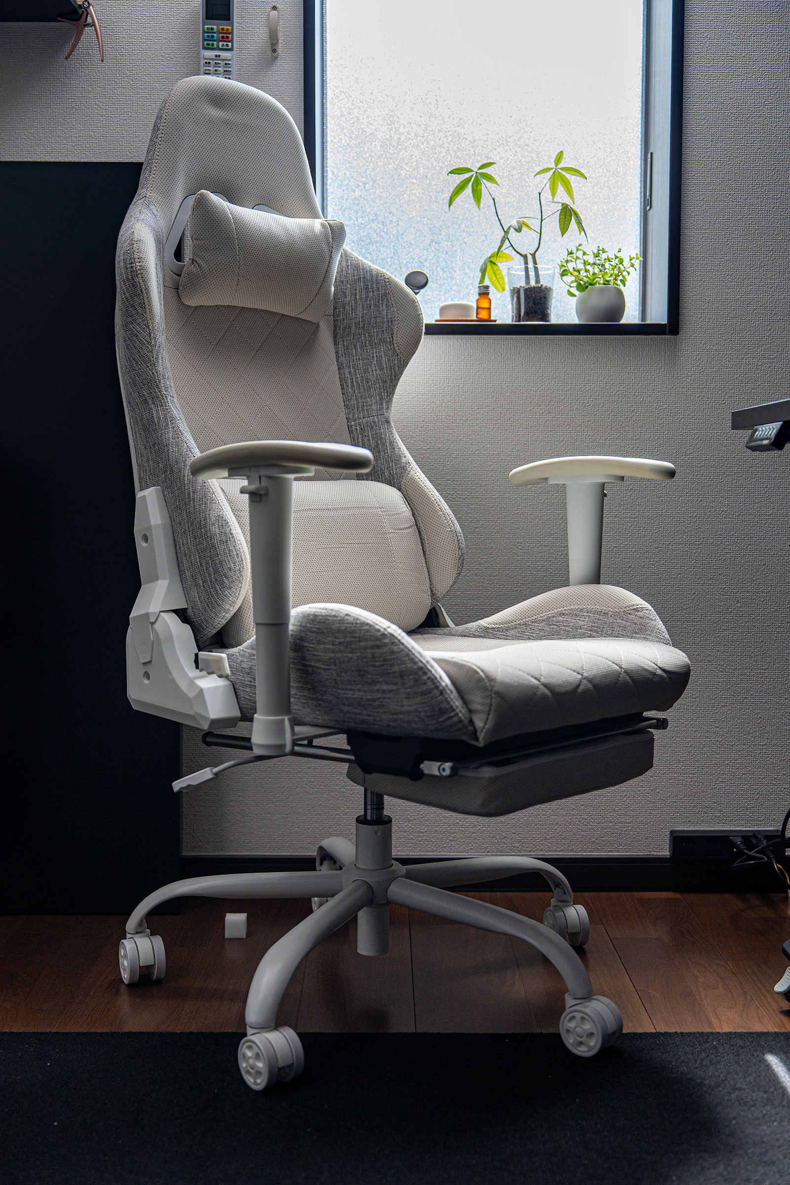 フットレスト付ゲーミングチェア PROST(プロスト)