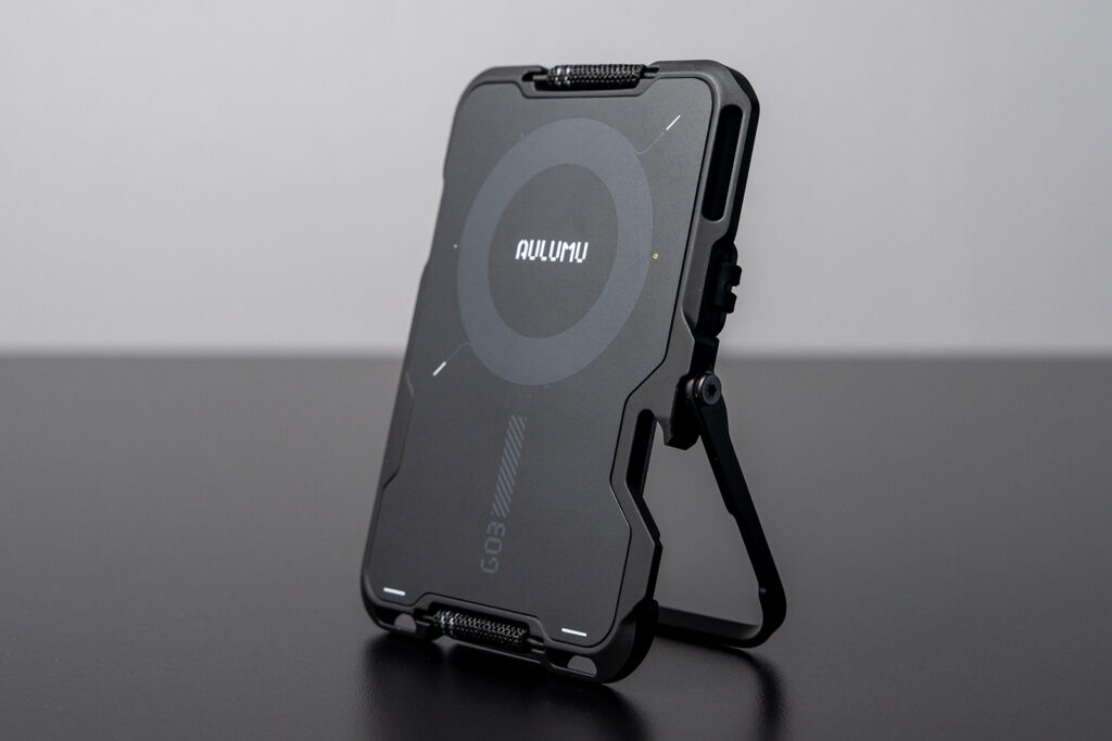 AULUMU G03 MagSafe対応 カードウォレット 細部まで作りこまれたデザインがカッコいい