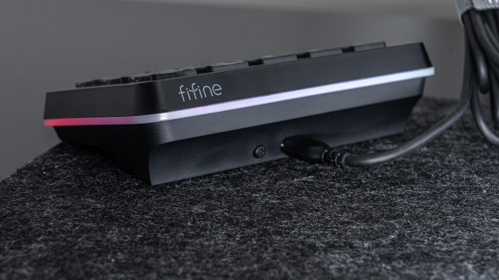 FIFINE D6 ストリームコントローラー レビュー 裏面 接続イメージ