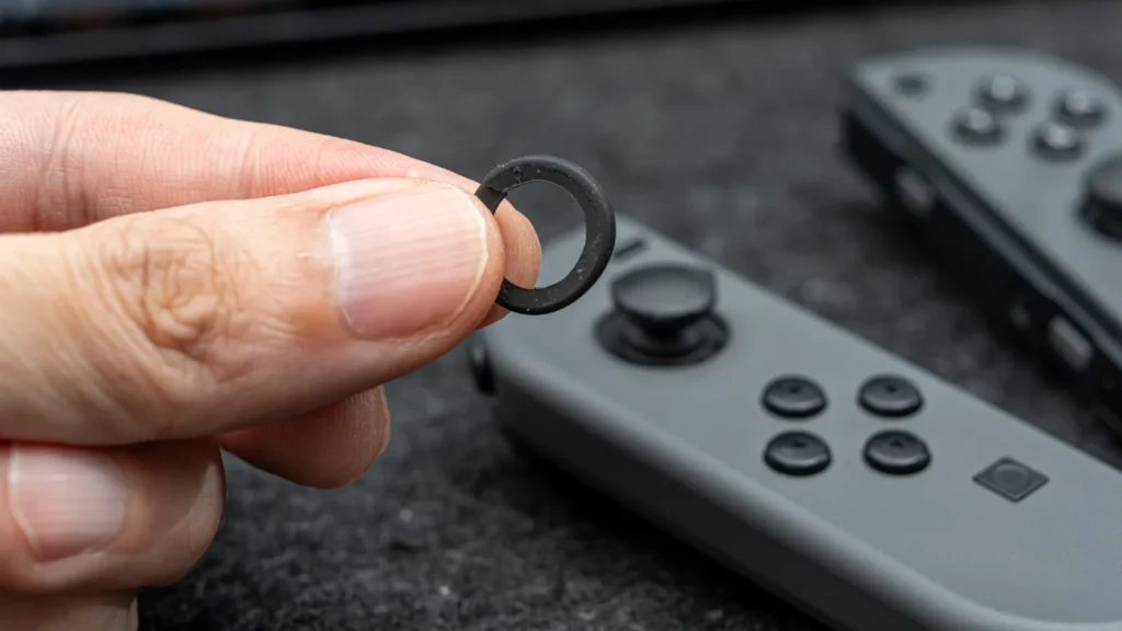 Nintendo Switch | ニンテンドスイッチ ジョイコン ジョイスティック修理 壊れて撮れたゴム部分