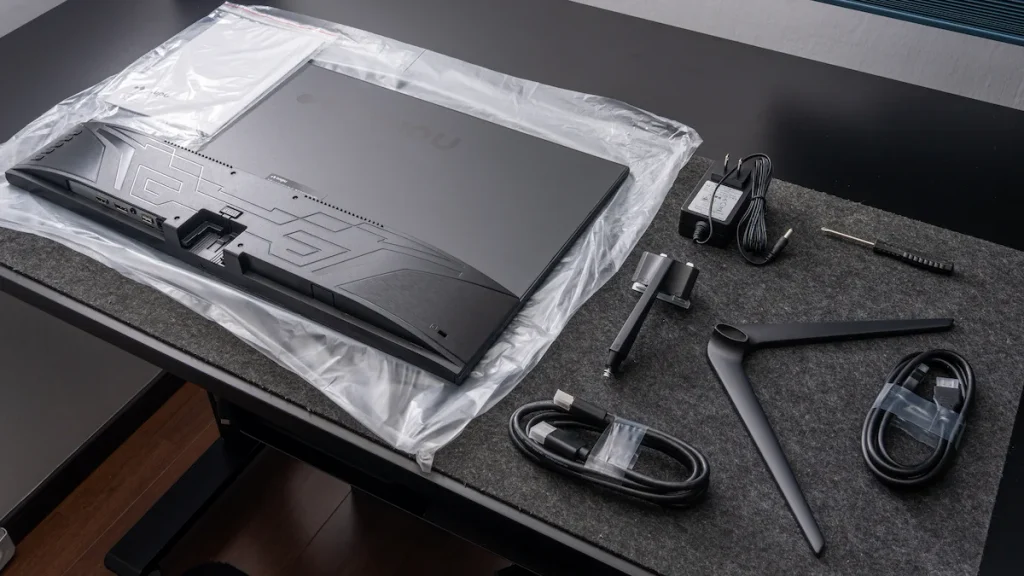 onpuプレミアムビューモニター開封後の付属品チェック