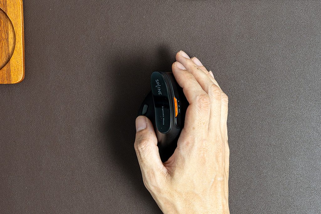 サンワサプライ 2in1マウス 先行レビュー | 普段はエルゴマウスで、外出時は分離して小型マウスとして持ち運べる新発想のマウス 8